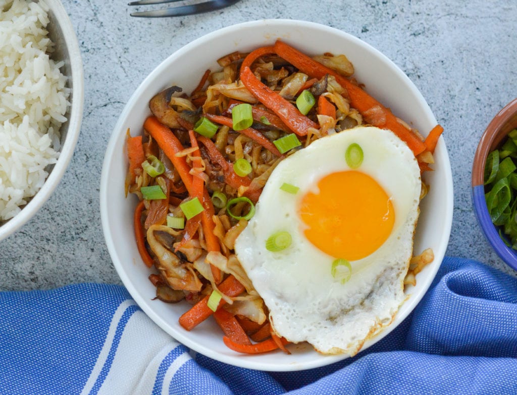 Vegetarian Egg Roll in a Bowl, made with cabbage, carrots & scallions
